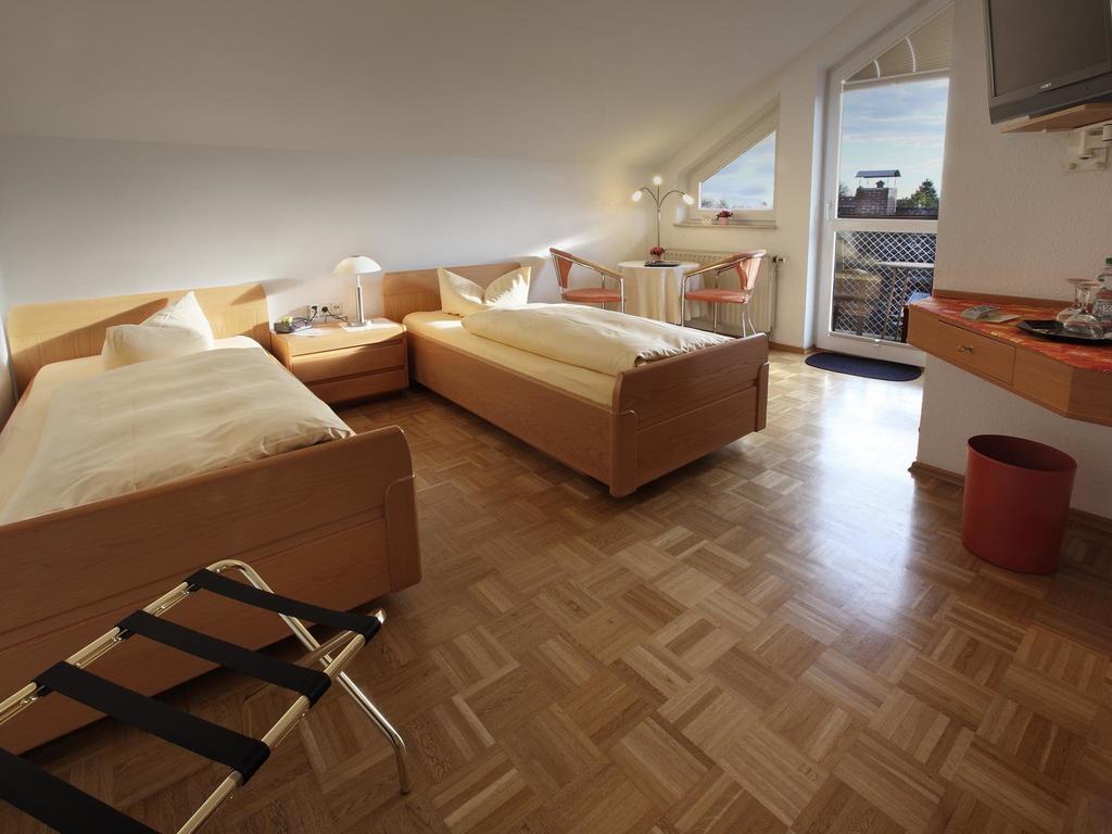 Hotel Garni Zur Bergstrasse Zwingenberg  Rom bilde