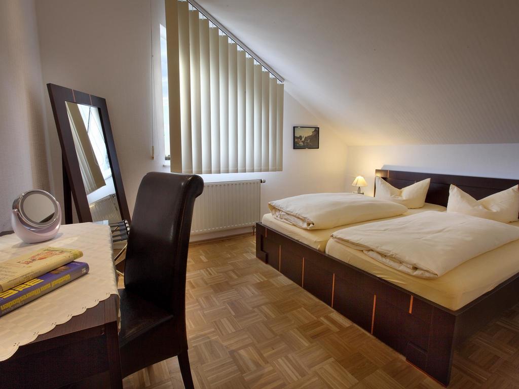 Hotel Garni Zur Bergstrasse Zwingenberg  Rom bilde